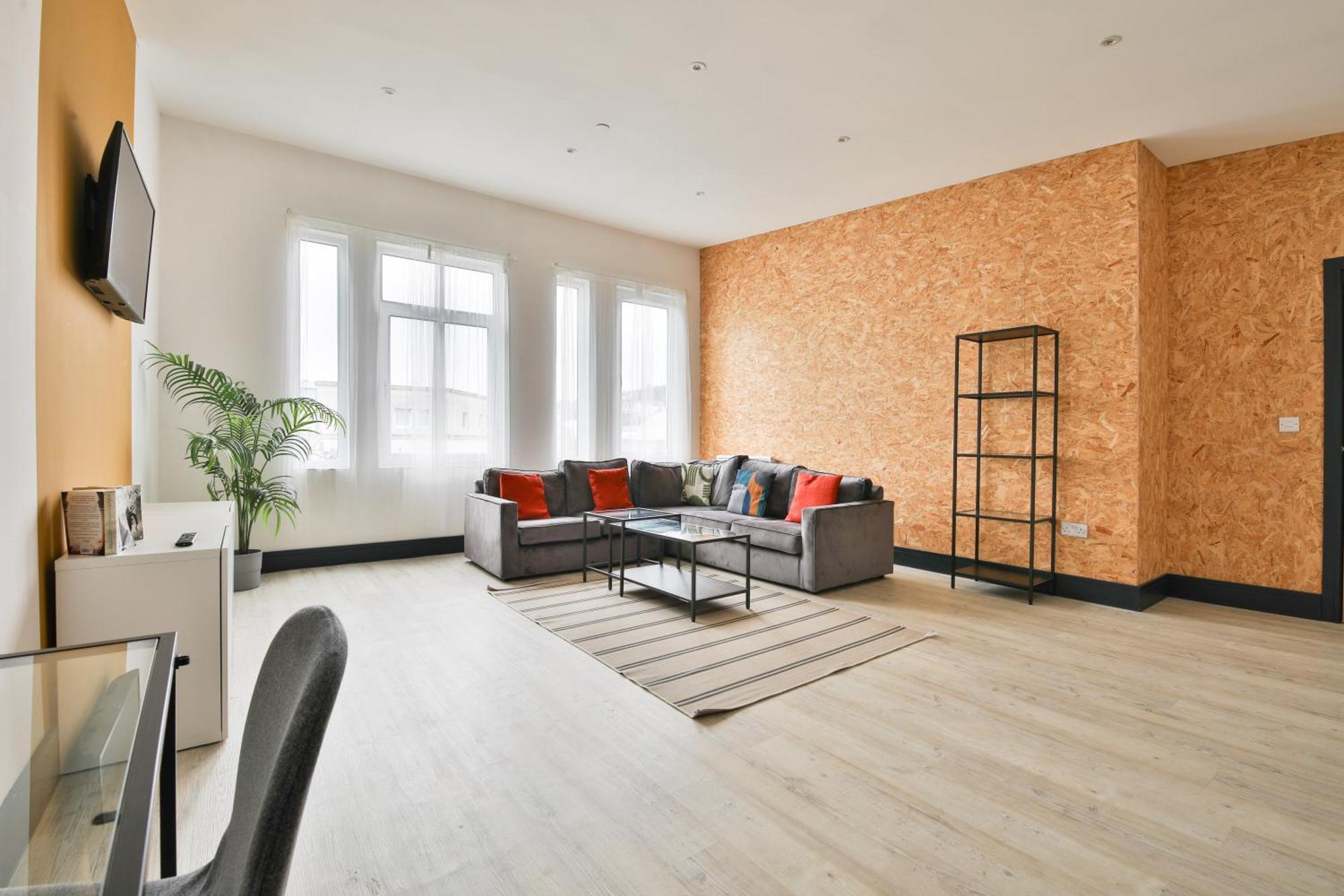 The Kingsway- 2 Bedroom Central Swansea Apartments By Stayright Exterior foto