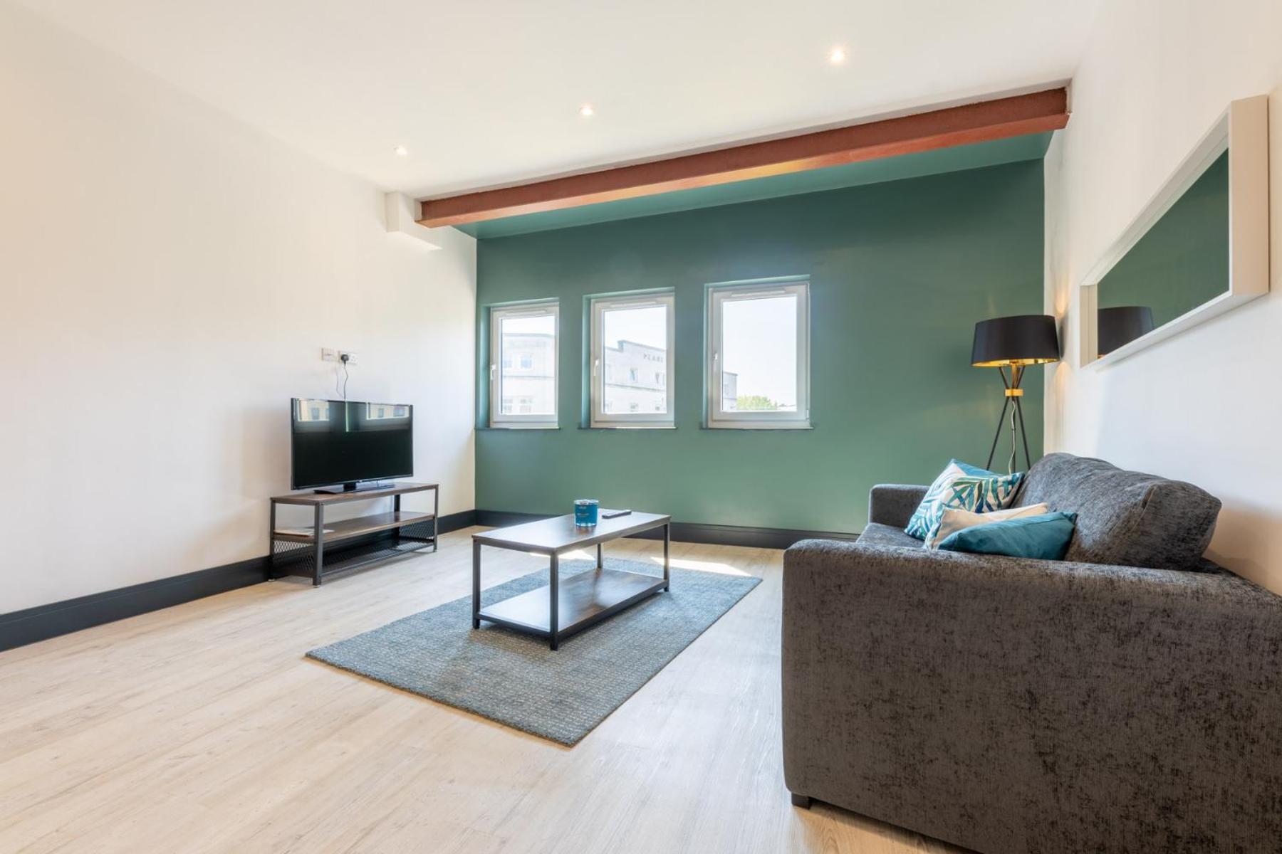 The Kingsway- 2 Bedroom Central Swansea Apartments By Stayright Exterior foto
