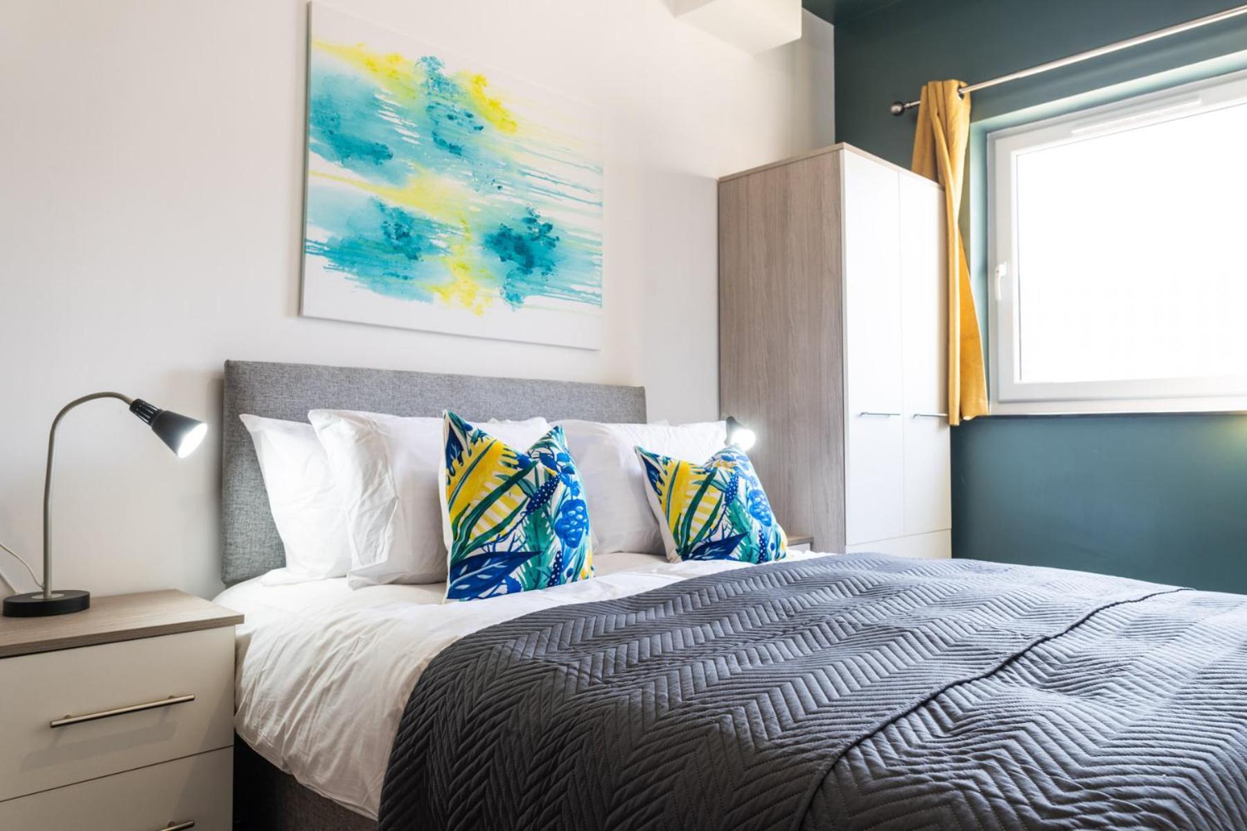 The Kingsway- 2 Bedroom Central Swansea Apartments By Stayright Exterior foto